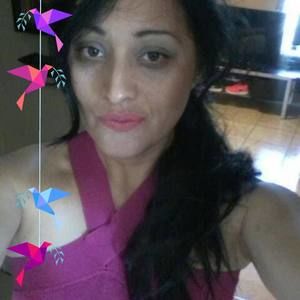 Meet your Posher, Lorena